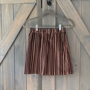 Brown Mini Pleated Skirt for Casual Occasions
